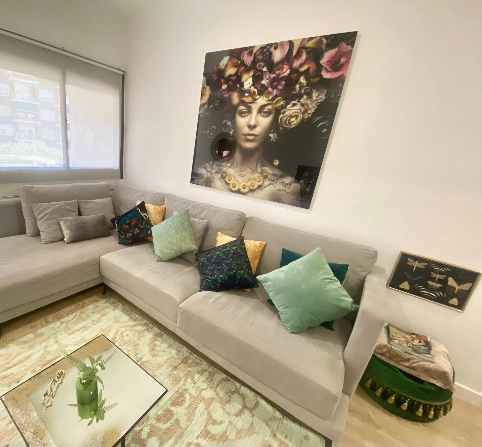Barcelona Chic Apartments- Free Parking - 10 Min From Bcn City Centre By Metro Esterno foto